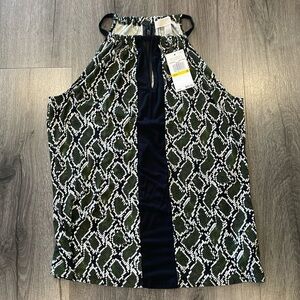 🩷Michael Kors cute green snake skin top, Mobwife Vacation Ready Casual Chic